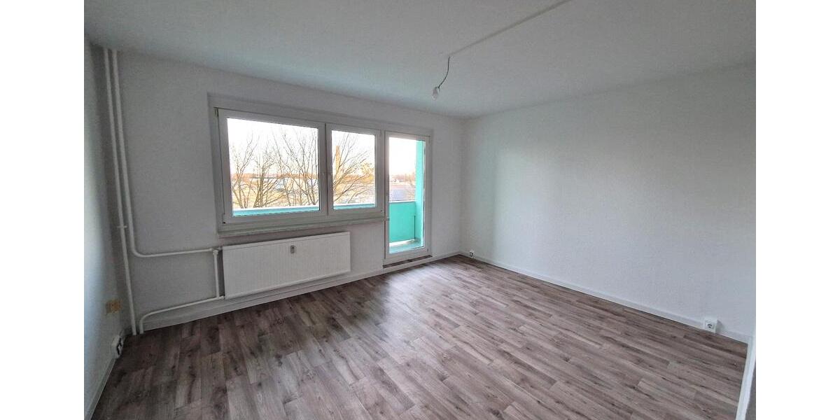 Etagenwohnung Prenzlau - 4 Zimmer, 75 m&sup2;, 448&euro; | Angebot:25654518
