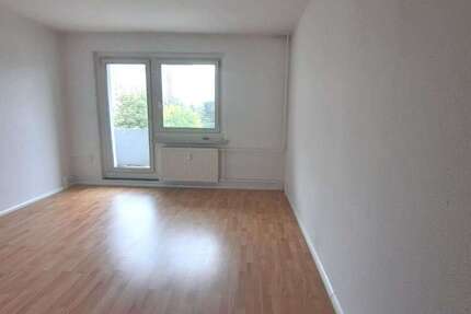 Wohnung zum Mieten in Plauen 256,80 € 56 m²