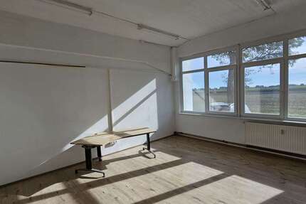 Büro in Langenau 420 € 25 m² zimmer