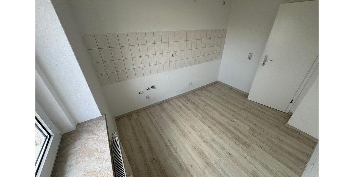 Etagenwohnung Glauchau - 2 Zimmer, 45 m&sup2;, 265&euro; | Angebot:26241894
