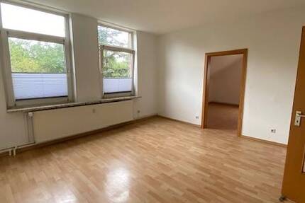 Ortsrandlage in Berenbostel 4-Zimmerwohnung im Obergeschoss mit Garage und Stellplatz