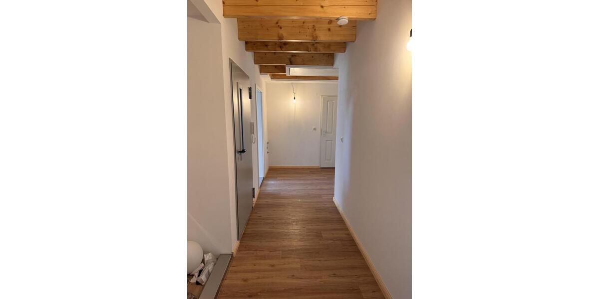 Dachgeschoßwohnung Lüneburg Ebensberg - 2 Zimmer, 120 m&sup2;, 1.500&euro; | Angebot:25648228