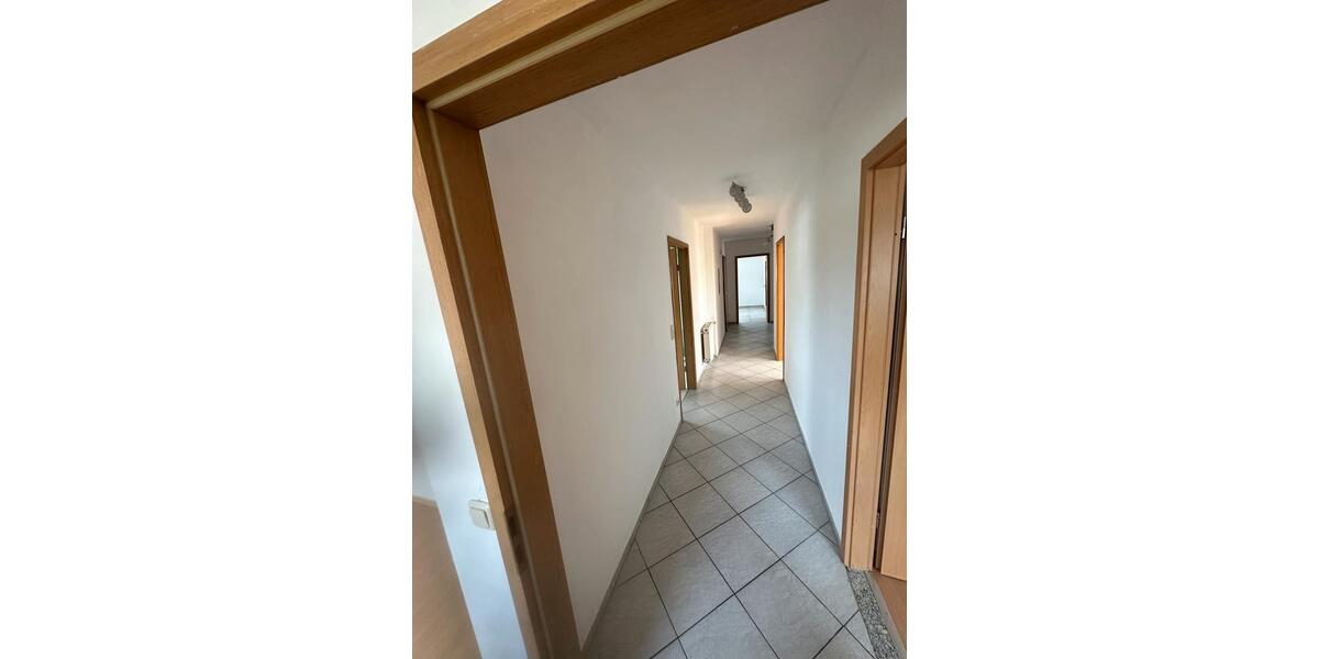 Maisonettenwohnung Heßdorf - 5 Zimmer, 125 m&sup2;, 1.600&euro; | Angebot:26680218