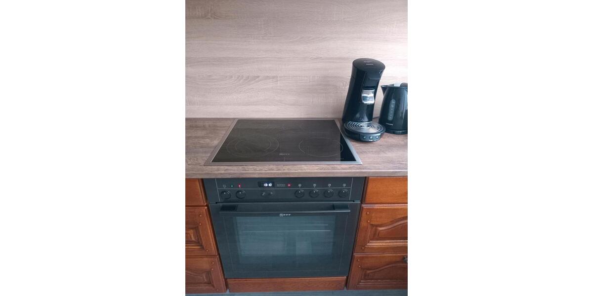 Wohnen auf Zeit Wermelskirchen - 5 Zimmer, 8 m&sup2;, 20&euro; | Angebot:24748108