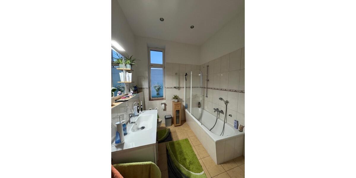 Erdgeschoßwohnung Friedrichroda - 3 Zimmer, 108 m&sup2;, 930&euro; | Angebot:25975037