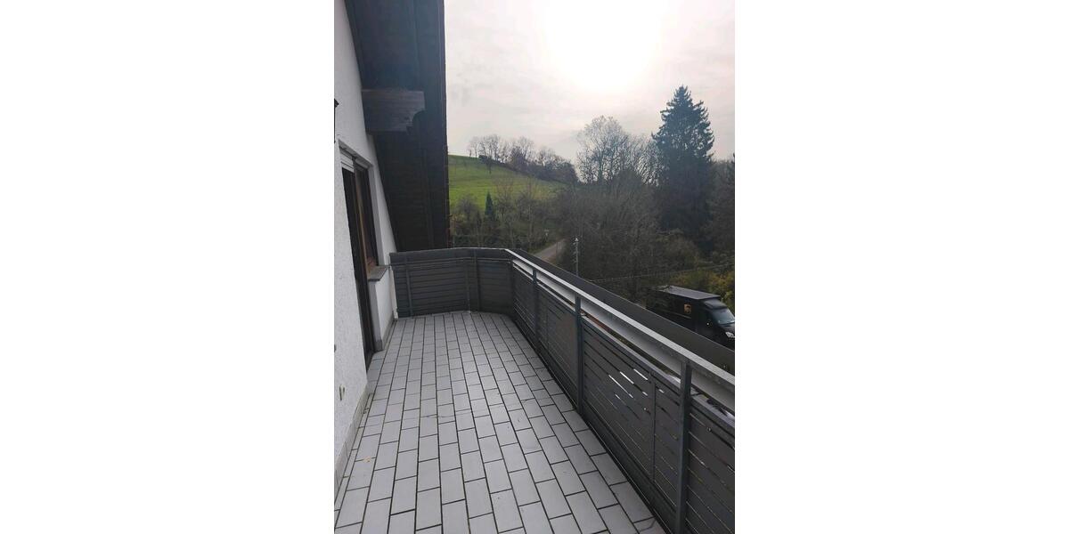 Dachgeschoßwohnung Schrozberg - 3 Zimmer, 92 m&sup2;, 900&euro; | Angebot:25510151