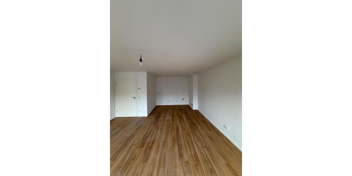 Etagenwohnung Mönchengladbach Süd - 4 Zimmer, 83 m&sup2;, 1.600&euro; | Angebot:23820433