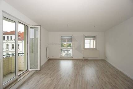 Wohnung Zwickau Innenstadt - 2 Zimmer, 62 m&sup2;, 372&euro; | Angebot:26751362