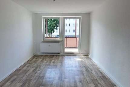 Wohnung Güsen Güsen - 4 Zimmer, 77 m&sup2;, 535&euro; | Angebot:27172434
