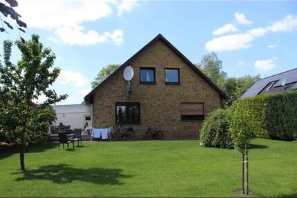 Haus Celle Altencelle - 8 Zimmer, 190 m&sup2;, 1.350&euro; | Angebot:25876058