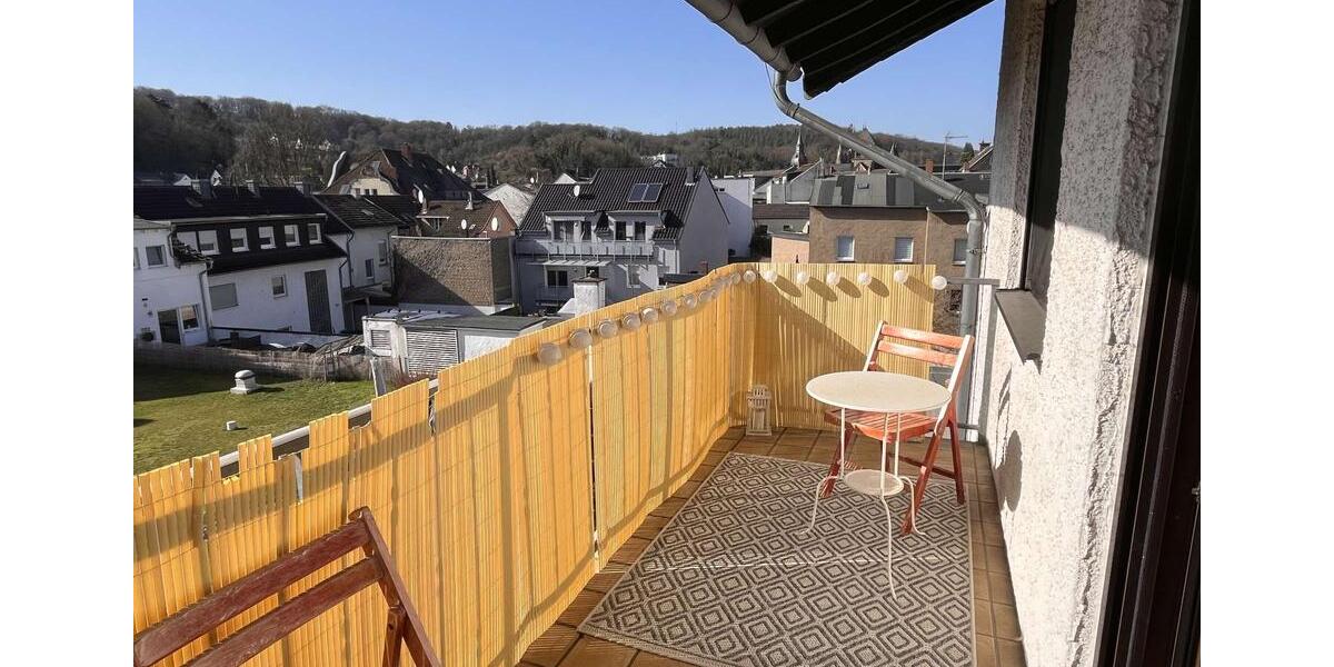 Etagenwohnung Remagen - 3 Zimmer, 105 m&sup2;, 1.050&euro; | Angebot:25373875