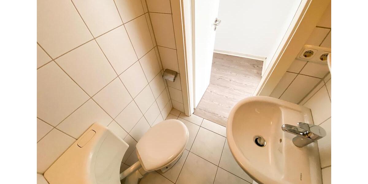 Etagenwohnung Wilhelmshaven Aldenburg - 1 Zimmer, 14 m&sup2;, 250&euro; | Angebot:26629399