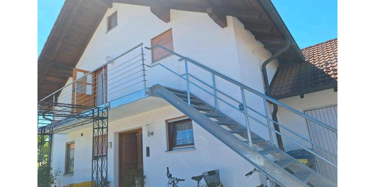 Etagenwohnung Gottfrieding - 3 Zimmer, 100 m&sup2;, 1.200&euro; | Angebot:26690725