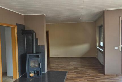 Wohnung Otzberg - 5 Zimmer, 160 m&sup2;, 1.600&euro; | Angebot:24984380