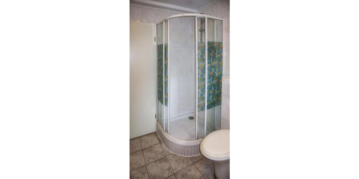 Einfamilienhaus Velden - 7 Zimmer, 140 m&sup2;, 1.300&euro; | Angebot:23660225