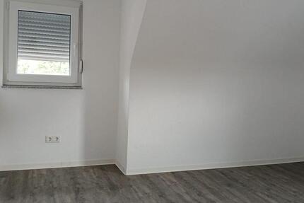 Wohnung Winnenden - 4 Zimmer, 105 m&sup2;, 1.455&euro; | Angebot:26615112