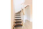 Wohnluxus mit Weitblick - Dachterrasse, Maisonette-Charme & Garage inklusive!
