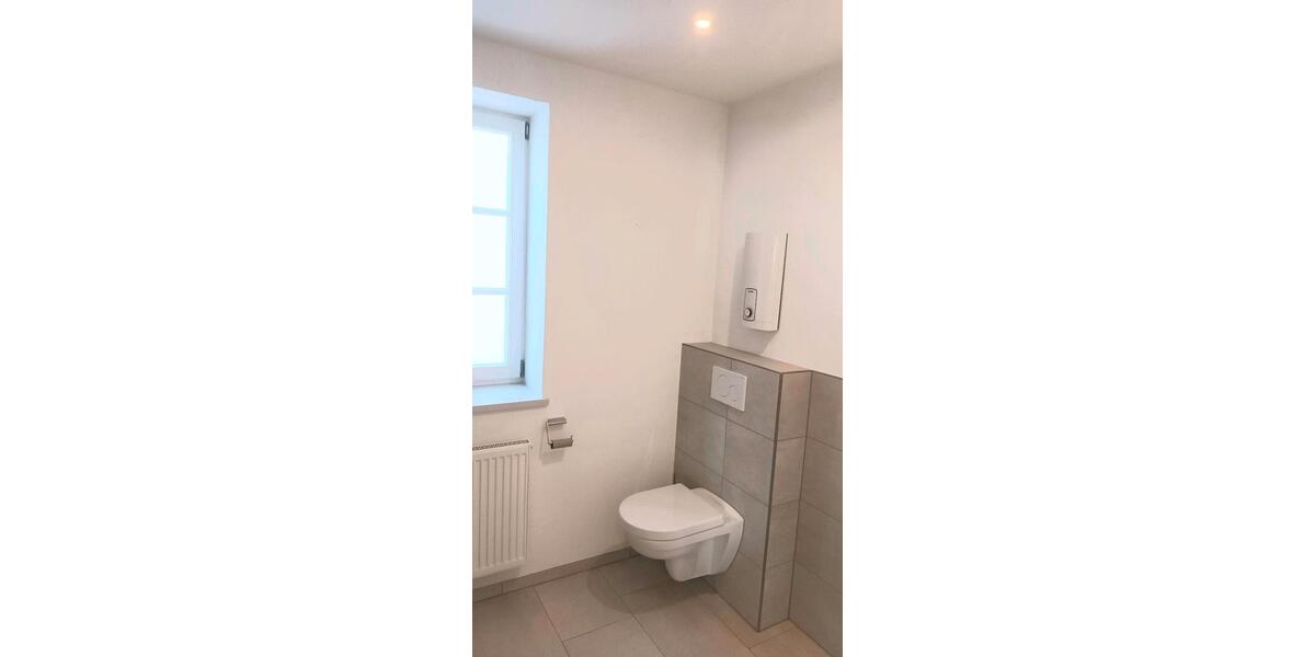 Etagenwohnung Ayl - 2 Zimmer, 70 m&sup2;, 800&euro; | Angebot:26300471