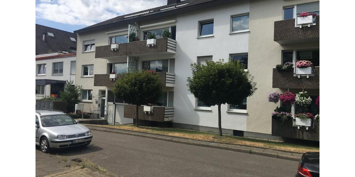 3-Zimmer-Wohnung mit 2 Balkonen - Bes. am 17.01.2026 3 zimmer