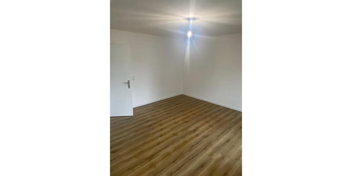 Hochparterre Stetten - 3 Zimmer, 80 m&sup2;, 1.200&euro; | Angebot:25365034