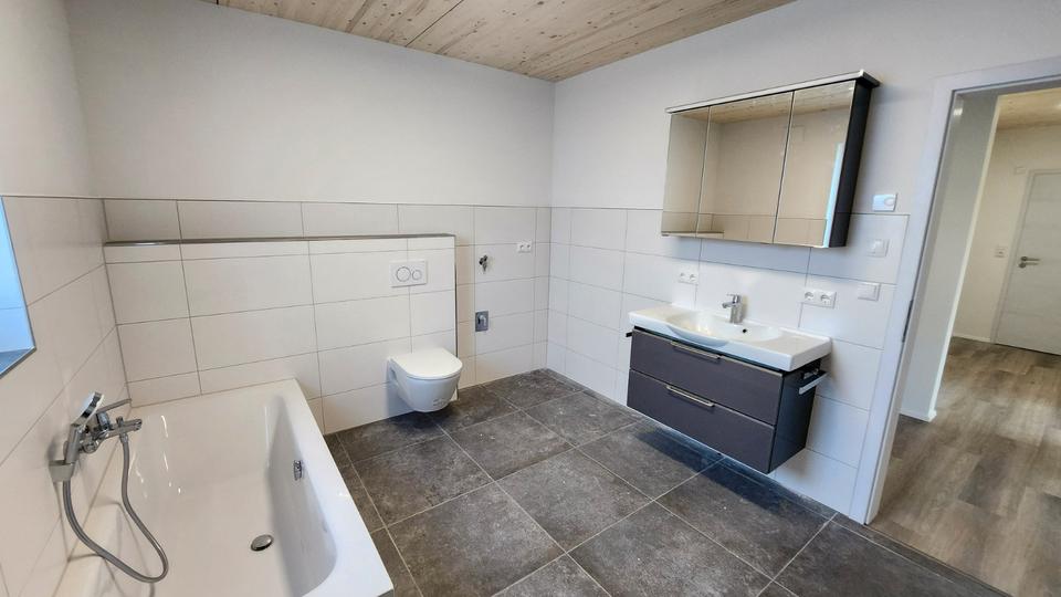 Erdgeschoßwohnung Geslau - 3.5 Zimmer, 100 m&sup2;, 1.000&euro; | Angebot:26464325