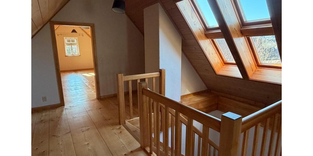 Einfamilienhaus Schlüchtern - 3 Zimmer, 150 m&sup2;, 1.600&euro; | Angebot:25964514