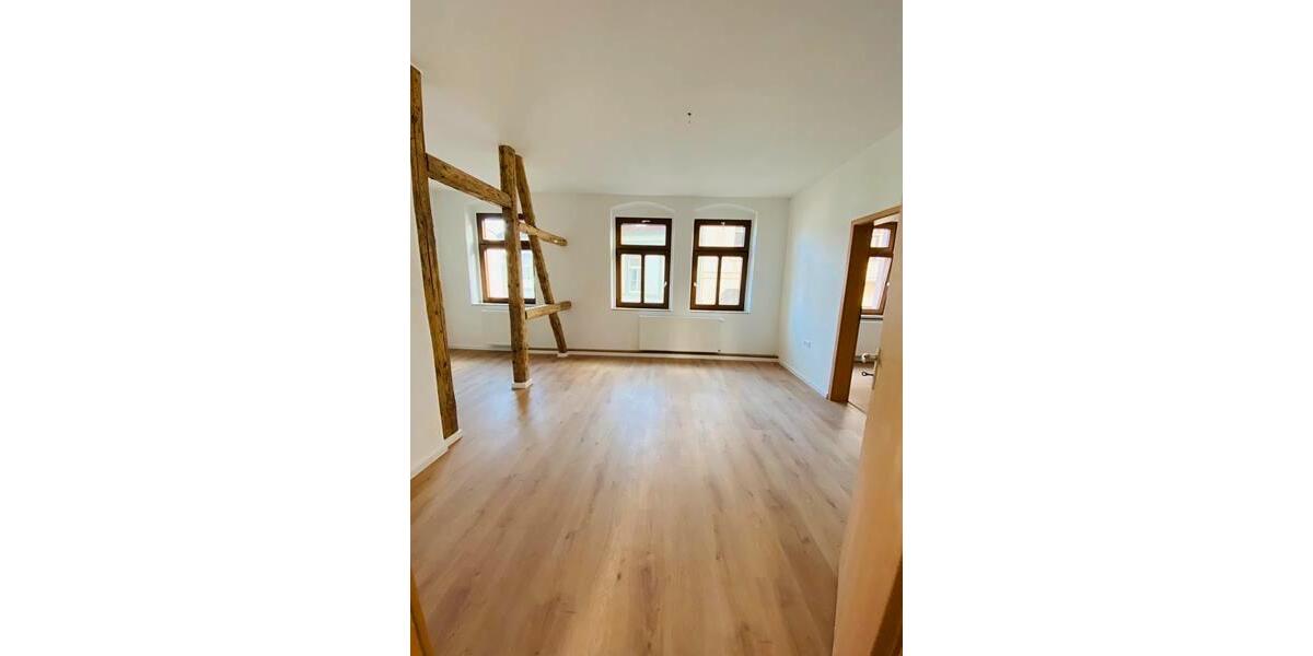 Etagenwohnung Meerane - 2 Zimmer, 58 m&sup2;, 290&euro; | Angebot:25376877