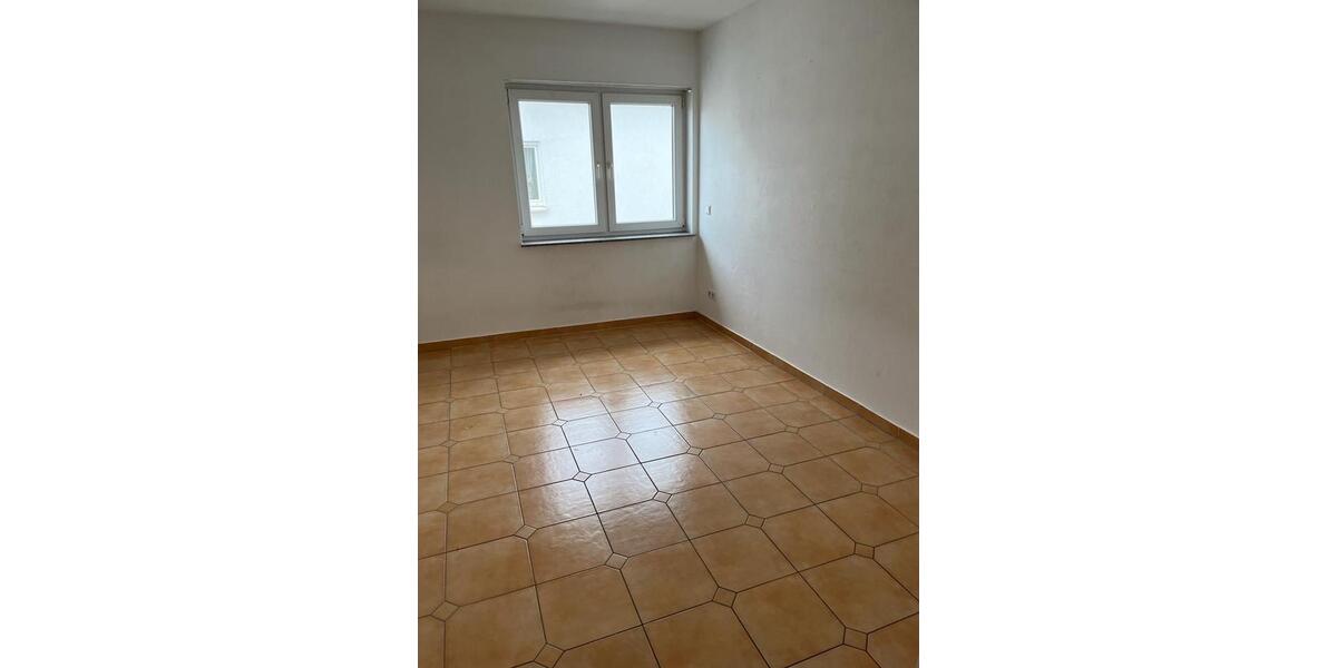 Dachgeschoßwohnung Mörfelden-Walldorf Walldorf - 3 Zimmer, 84 m&sup2;, 1.550&euro; | Angebot:24771257