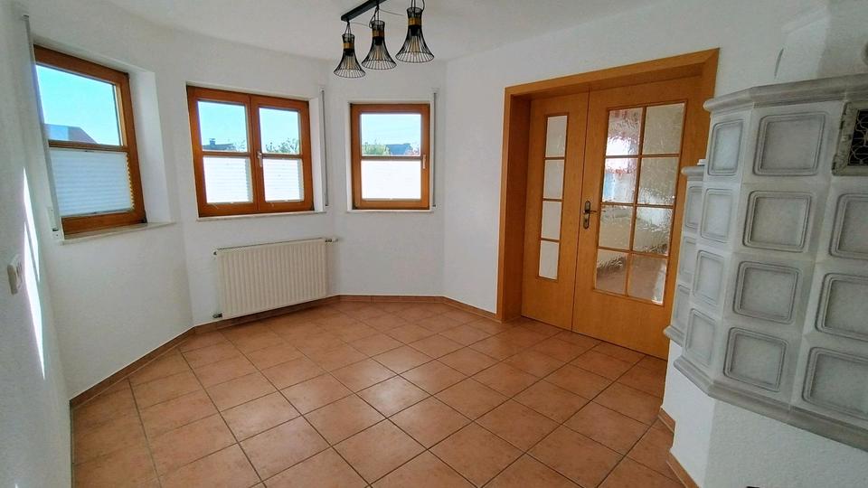 Etagenwohnung Hohentengen - 5 Zimmer, 120 m&sup2;, 1.150&euro; | Angebot:26612886