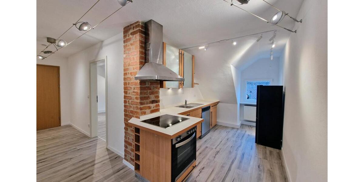 Dachgeschoßwohnung Coburg - 4.5 Zimmer, 96 m&sup2;, 940&euro; | Angebot:26137416