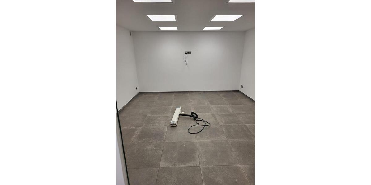 Gewerbeobjekt Zeven - 1.300&euro; | Angebot:24814923