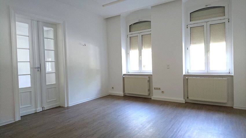 Etagenwohnung Riesa Innenstadt - 2 Zimmer, 87 m&sup2;, 530&euro; | Angebot:26840587