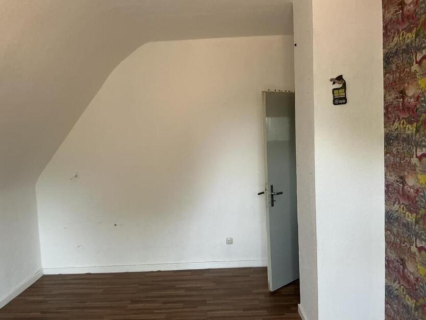 2-Zimmer-Wohnung in Essen Frillendorf mit neuem Wannenbad zimmer