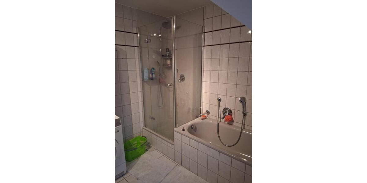 Gepflegte 3-Zimmer DG-Wohnung in Gersthofen 3 zimmer