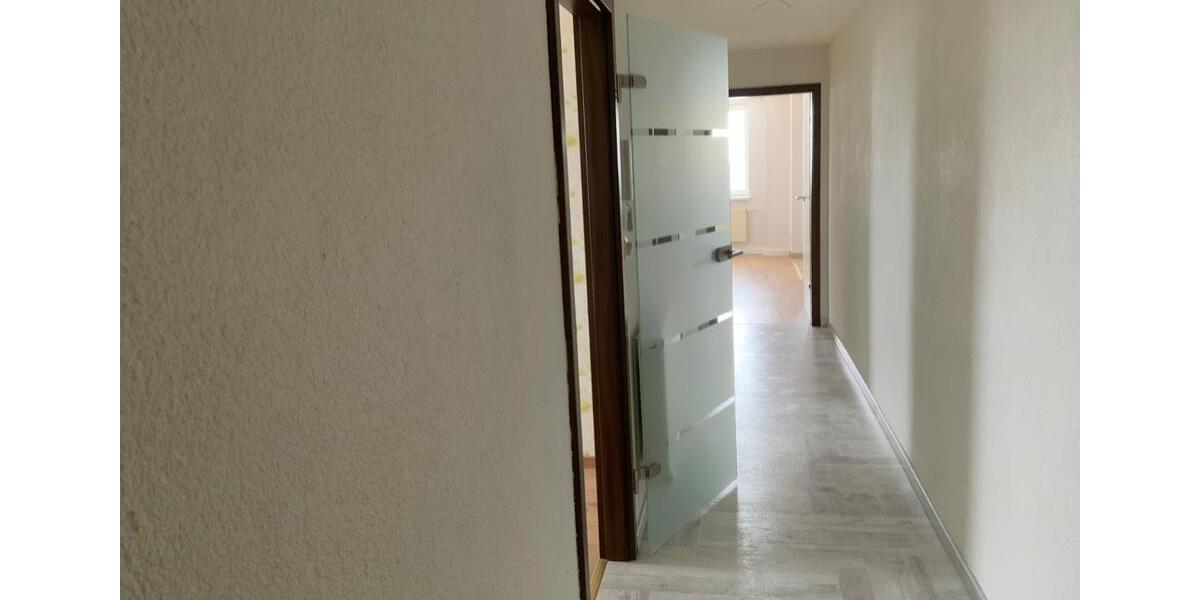 Dachgeschoßwohnung Roßleben-Wiehe Wiehe - 3 Zimmer, 75 m&sup2;, 450&euro; | Angebot:24748921
