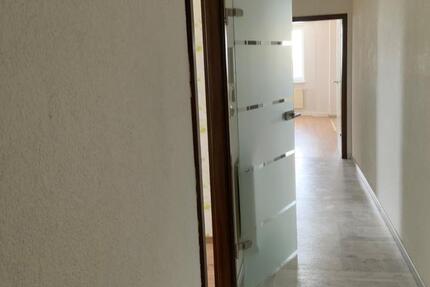 Wohnung Roßleben-Wiehe Wiehe - 3 Zimmer, 75 m&sup2;, 450&euro; | Angebot:24748921