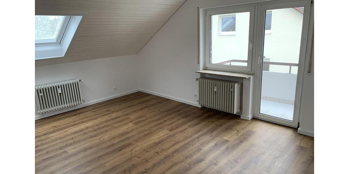 Attraktive 3-Zimmer-Whg mit Balkon Erstbezug nach Renovierung 3 zimmer