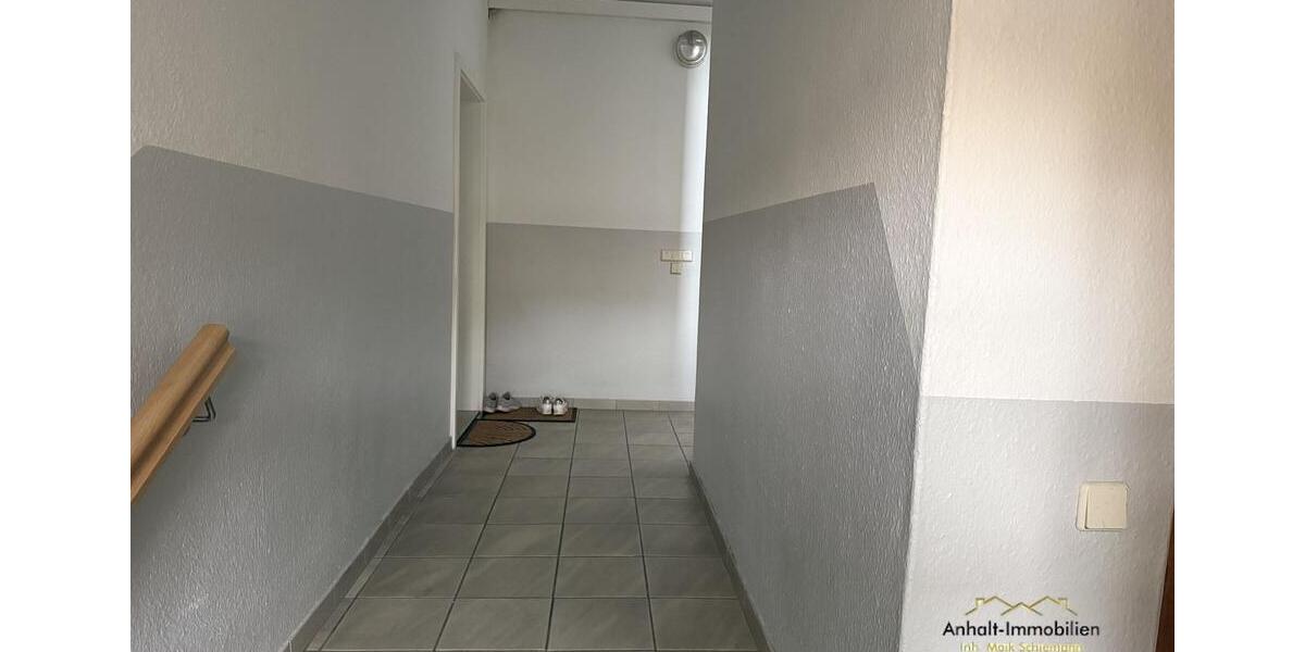 Erdgeschoßwohnung Bitterfeld-Wolfen Bitterfeld - 2 Zimmer, 56 m&sup2;, 392&euro; | Angebot:25589743
