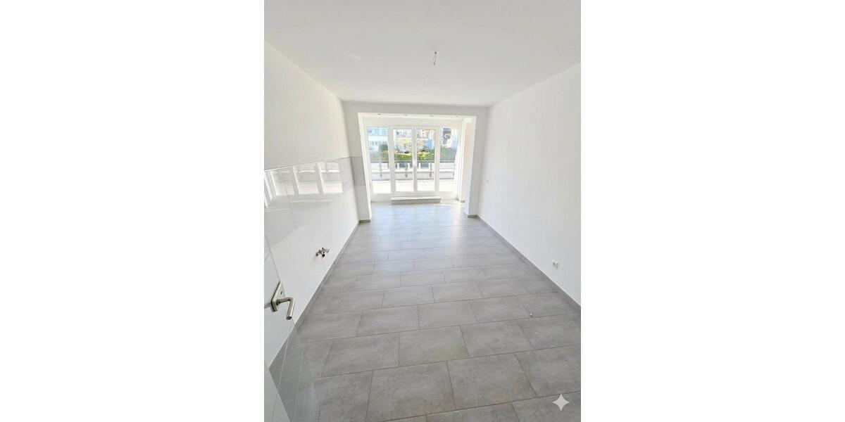 Etagenwohnung Taunusstein - 4 Zimmer, 130 m&sup2;, 1.300&euro; | Angebot:26121907