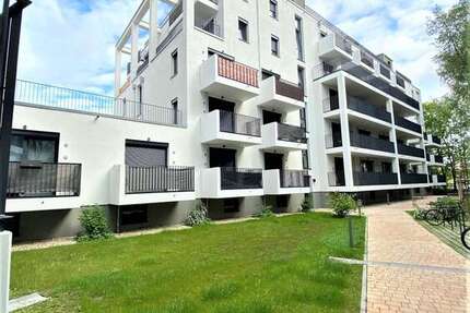 Wohnung Berlin Niederschöneweide - 1 Zimmer, 32 m&sup2;, 638&euro; | Angebot:25287984