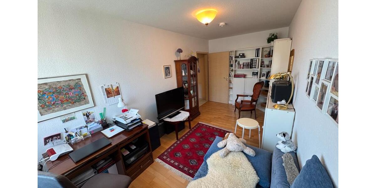 Etagenwohnung Wiesbaden Klarenthal - 3 Zimmer, 93 m&sup2;, 1.350&euro; | Angebot:26656469