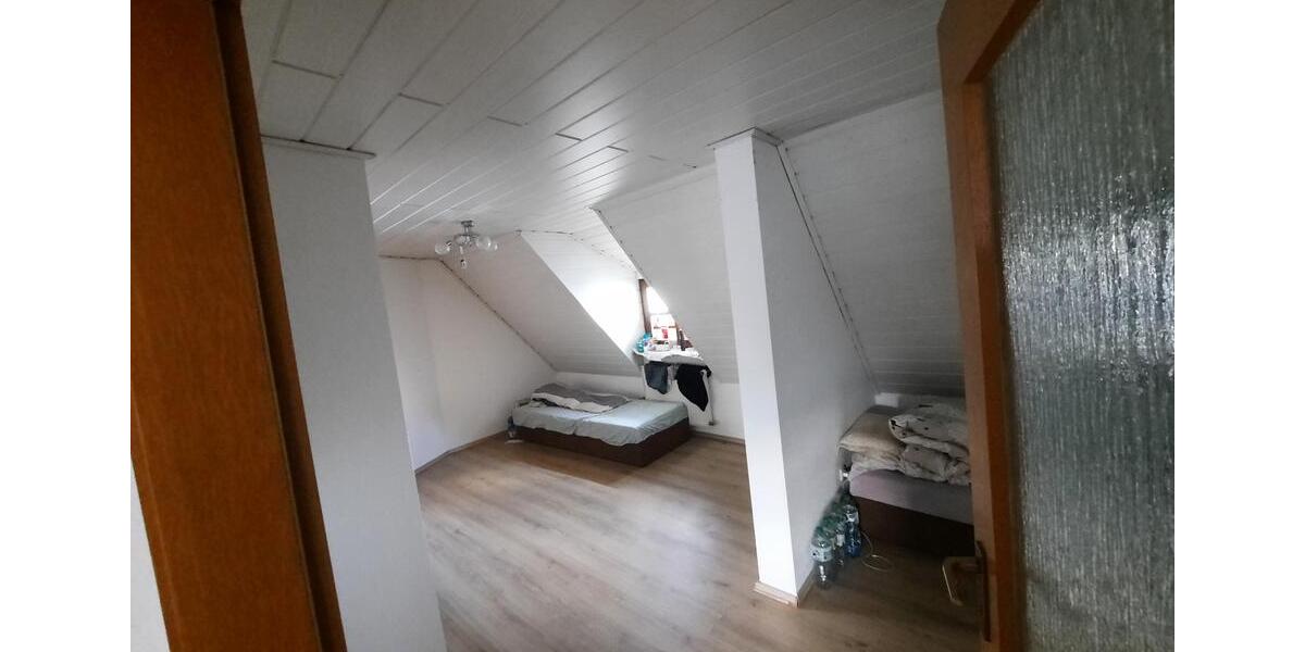 Dachgeschoßwohnung Regensburg Konradsiedlung - 2 Zimmer, 65 m&sup2;, 800&euro; | Angebot:26241920