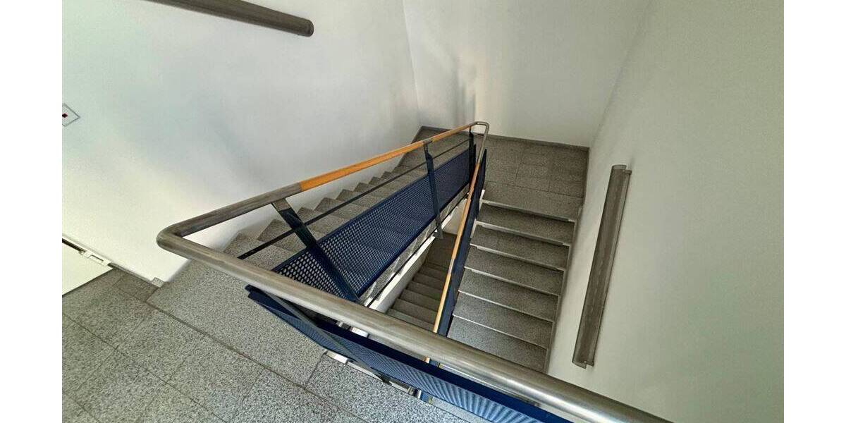 Gewerbeobjekt Schkeuditz Dölzig - 1 Zimmer, 471 m&sup2;, 2.800&euro; | Angebot:26616775