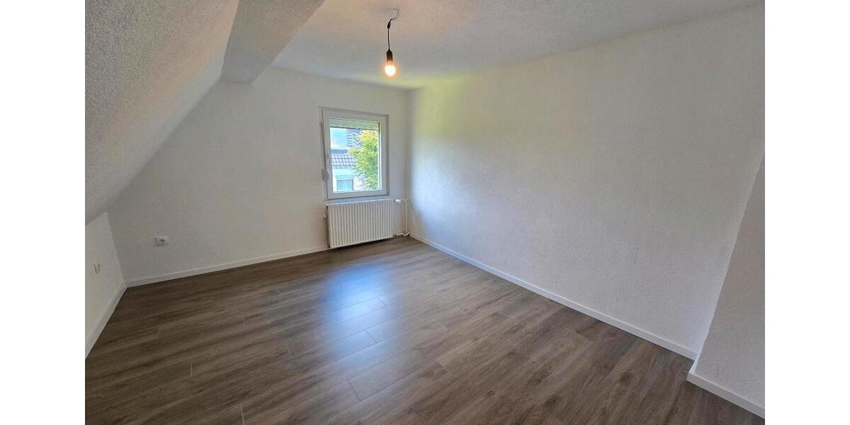 Etagenwohnung Hilchenbach - 3 Zimmer, 87 m&sup2;, 690&euro; | Angebot:26648915
