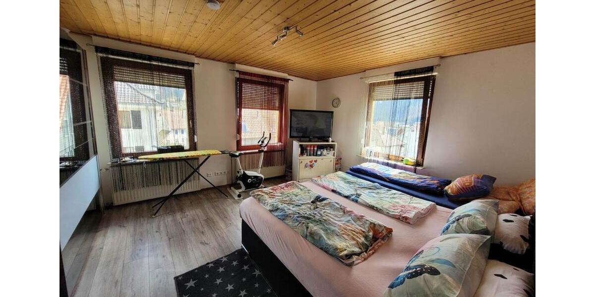 Etagenwohnung Albstadt - 4 Zimmer, 1.100&euro; | Angebot:23606551