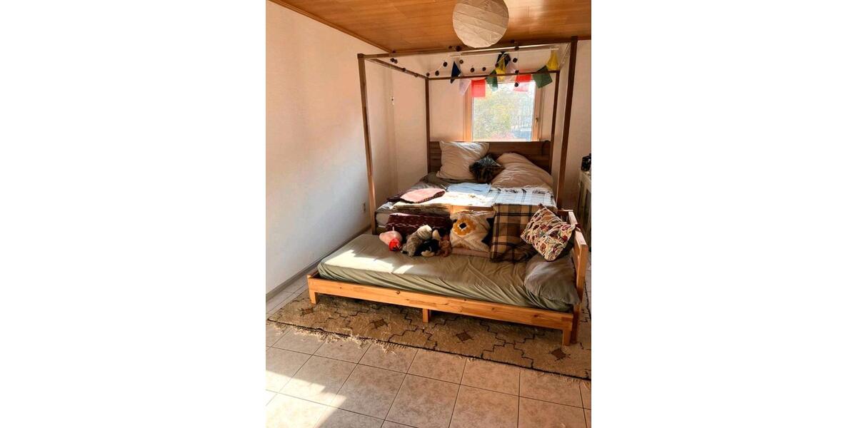 Einfamilienhaus Ihringen - 8 Zimmer, 214 m&sup2;, 1.700&euro; | Angebot:26051481