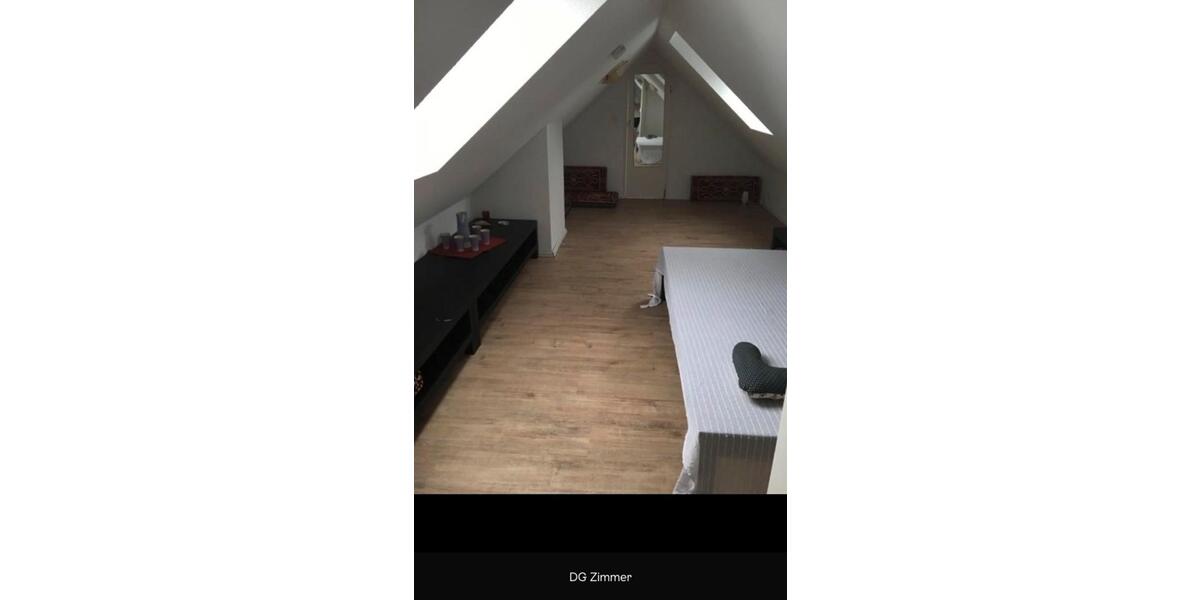 Etagenwohnung Oldenburg Dobbenviertel - 4 Zimmer, 150 m&sup2;, 850&euro; | Angebot:25320546