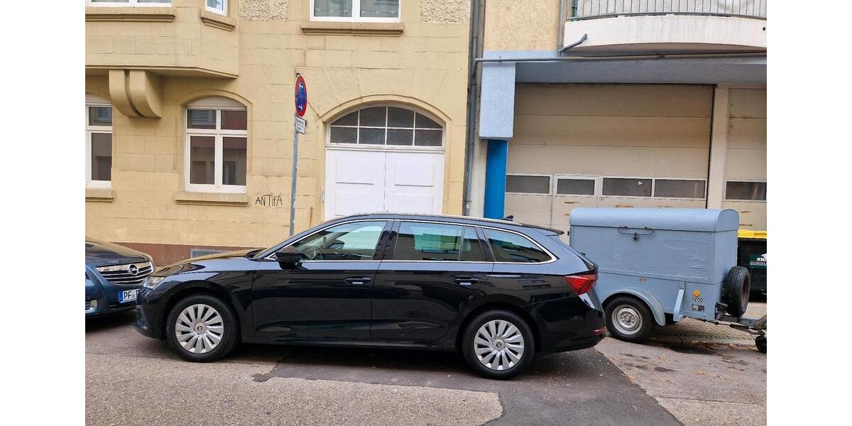 Erdgeschoßwohnung Pforzheim - 4 Zimmer, 80 m&sup2;, 1.200&euro; | Angebot:23836537