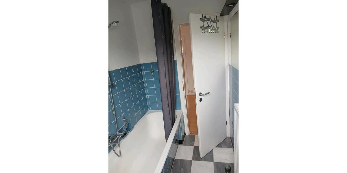 Dachgeschoßwohnung Vlotho - 2 Zimmer, 60 m&sup2;, 550&euro; | Angebot:25638838