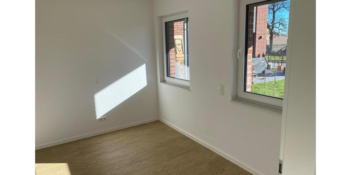 Erdgeschoßwohnung Erkelenz - 4 Zimmer, 99 m&sup2;, 1.780&euro; | Angebot:24332568